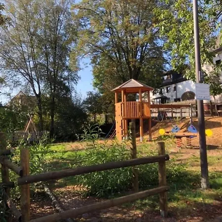 Vakantiehuis Hopfi Husli *