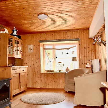 Vakantiehuis Hopfi Husli *