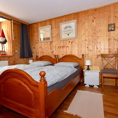 Vakantiehuis Hopfi Husli